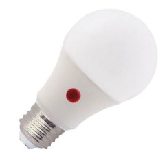 NewLeaf 9w Soft White A19 Photocell Bulb